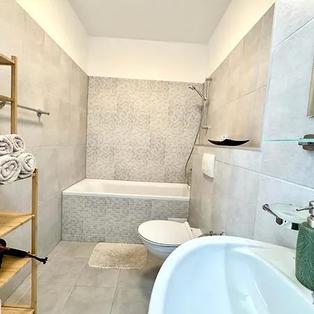 Luca's Forest טימישוארה