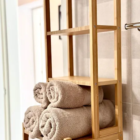 Luca's Forest Apartment *